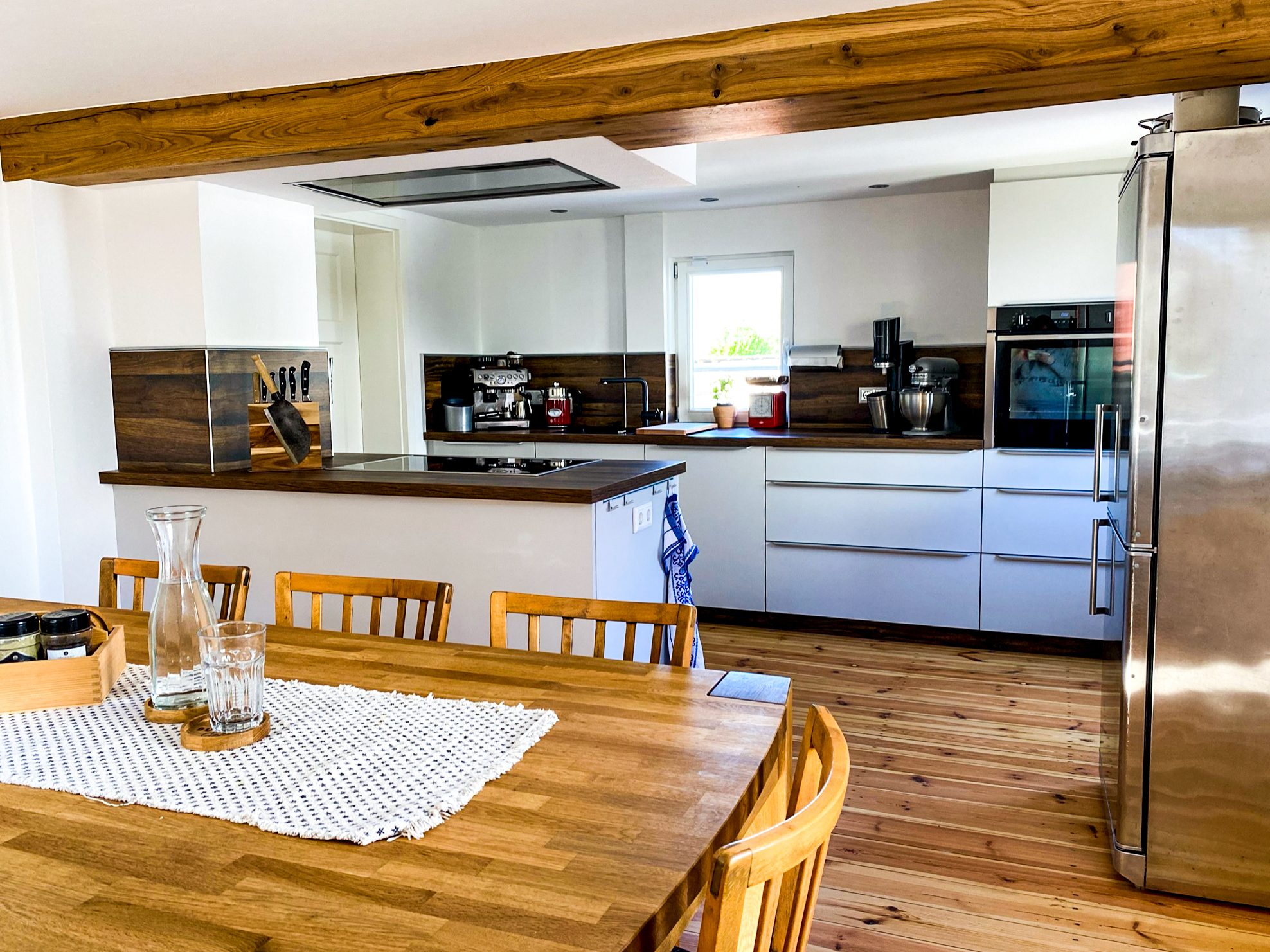 Bild einer neuen Küche gebaut vom Holz Groh